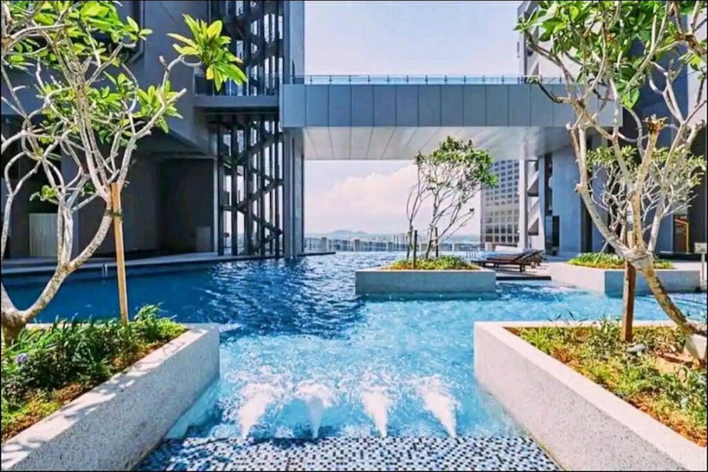 Seaview#Warmth#Netflix#Privatebathtub#Seasideluxurycondo#Imperioresidence Malacca Exterior photo